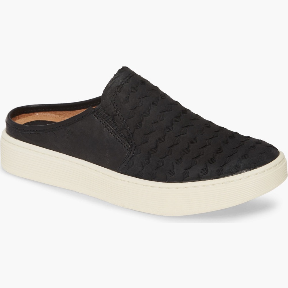 Women’s Sofft Sneaker Mule